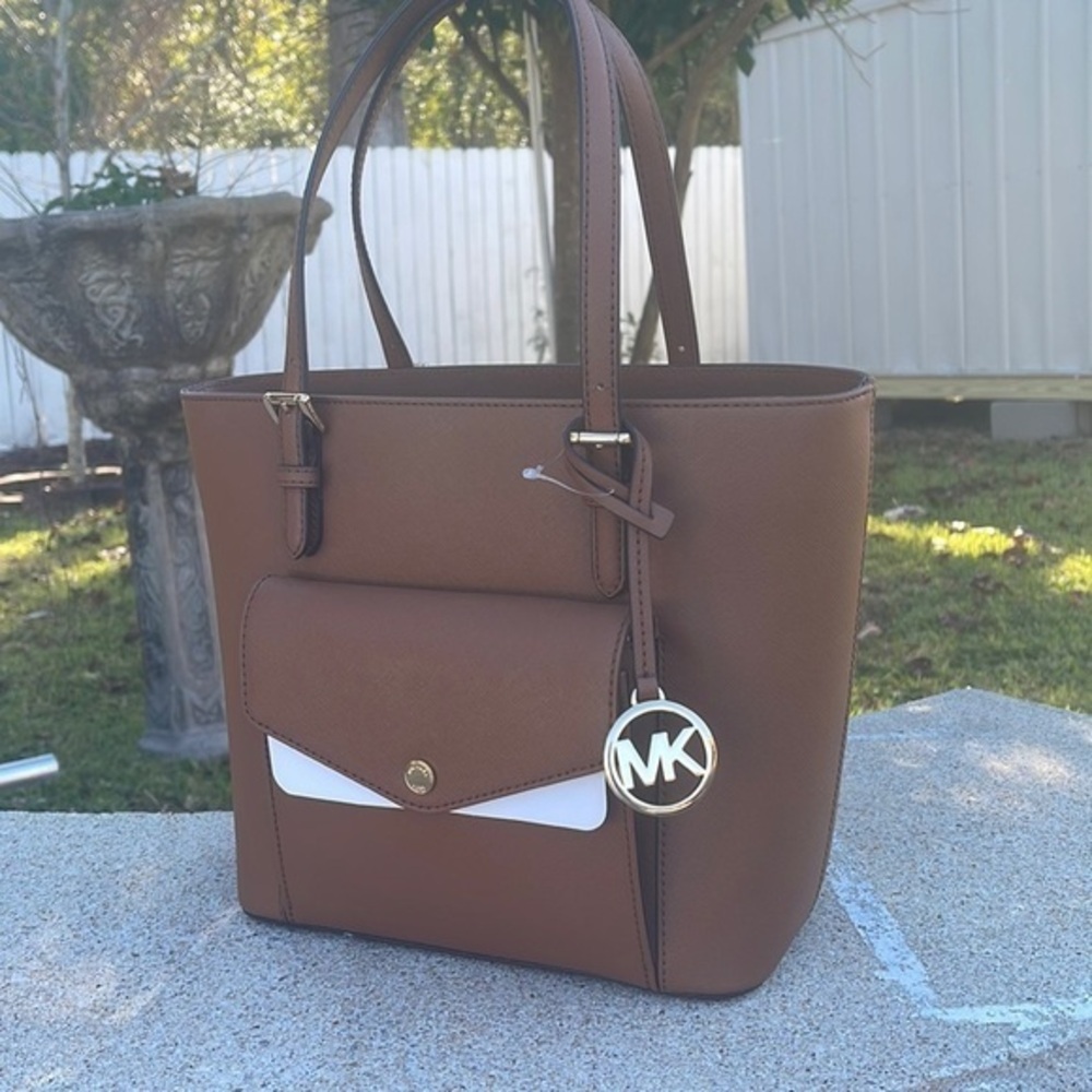 Michael Kors jet set leather tote